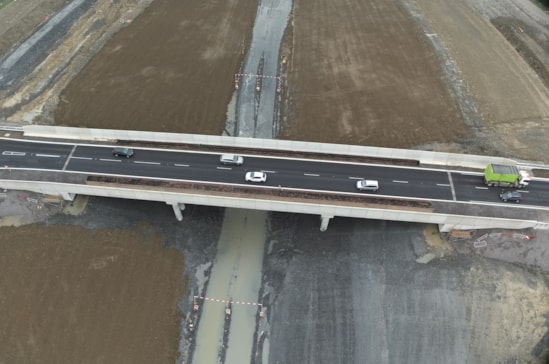 HS2 completes A41 bridge near Aylesbury: A41 bridge near Waddesdon open to traffic Sept 2024