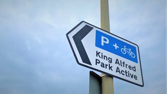 King Alfred sign