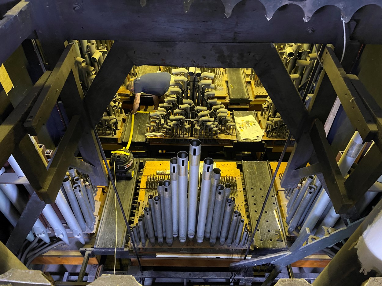 Leeds Town Hall organ project begins: Pipe organ specialists from Nicholson and Co. Ltd set up in Leeds Town Hall's magnificent Victoria Hall this week where they began erecting a complex network of scaffolding around the 50ft high organ before getting to work on the painstaking process of dismantling its impressive pipes and intricate inner workings.