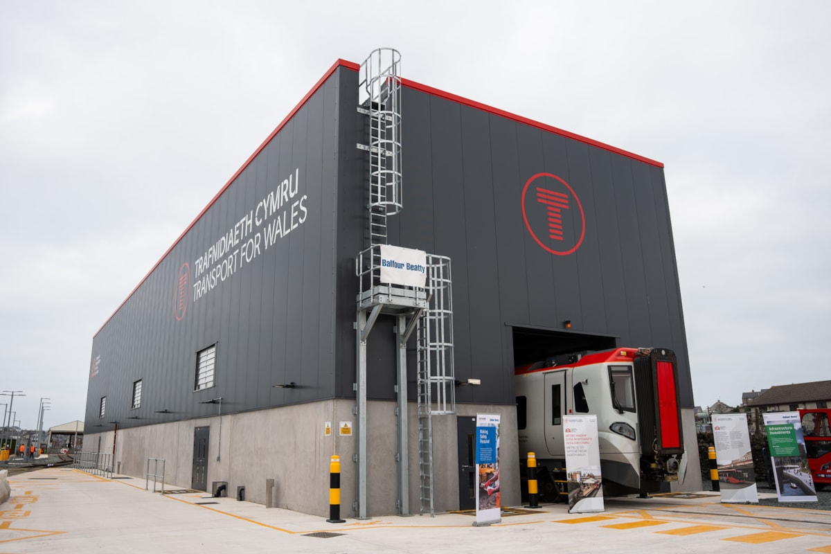 Holyhead Wheel Lathe opening-7