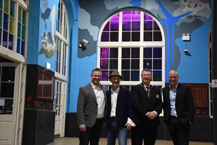 (L-R) Ben Courtney, Hull Paragon Station Manager, artist Andy Pea, Councillor John Robinson and Managing Director of TPE, Chris Jackson