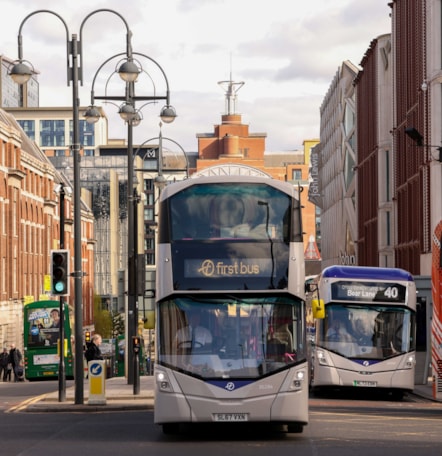 First Bus Leeds new EV livery 3