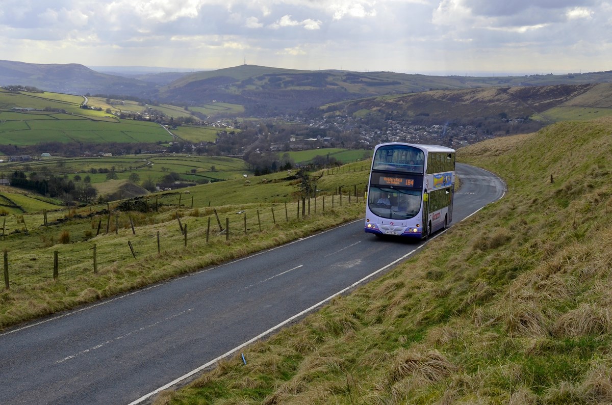 First 184 service Huddersfield-Oldham