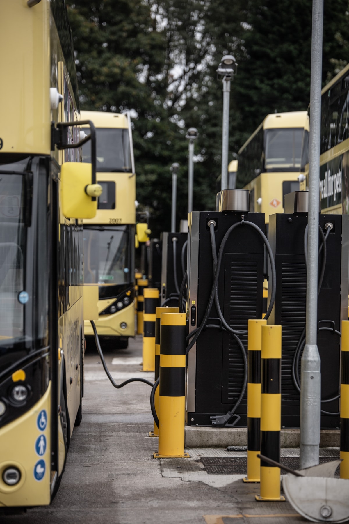 Zero-emission fleet charging - Bolton depot