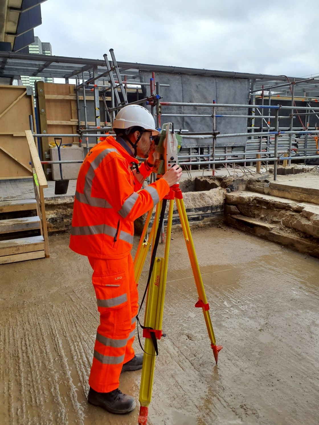 Leon is HS2's 900th apprentice and is studying for a Civil Engineering degree