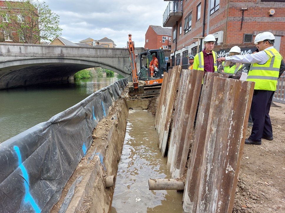 Work taking place on the 5th phase of Kennetside strengthening last year-2