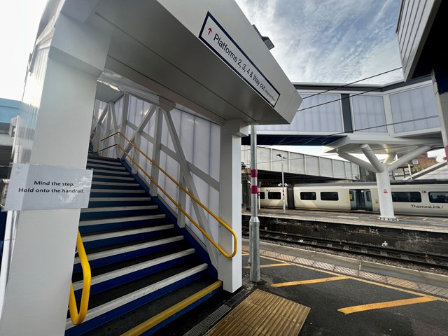 Entrance to the new footbridge at St Albans City station: Entrance to the new footbridge at St Albans City station