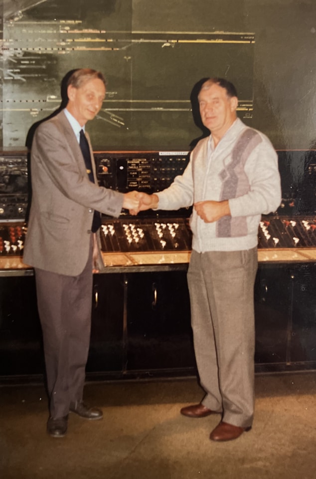 Bob Abbott (right) with colleague Peter Robinson, 1989