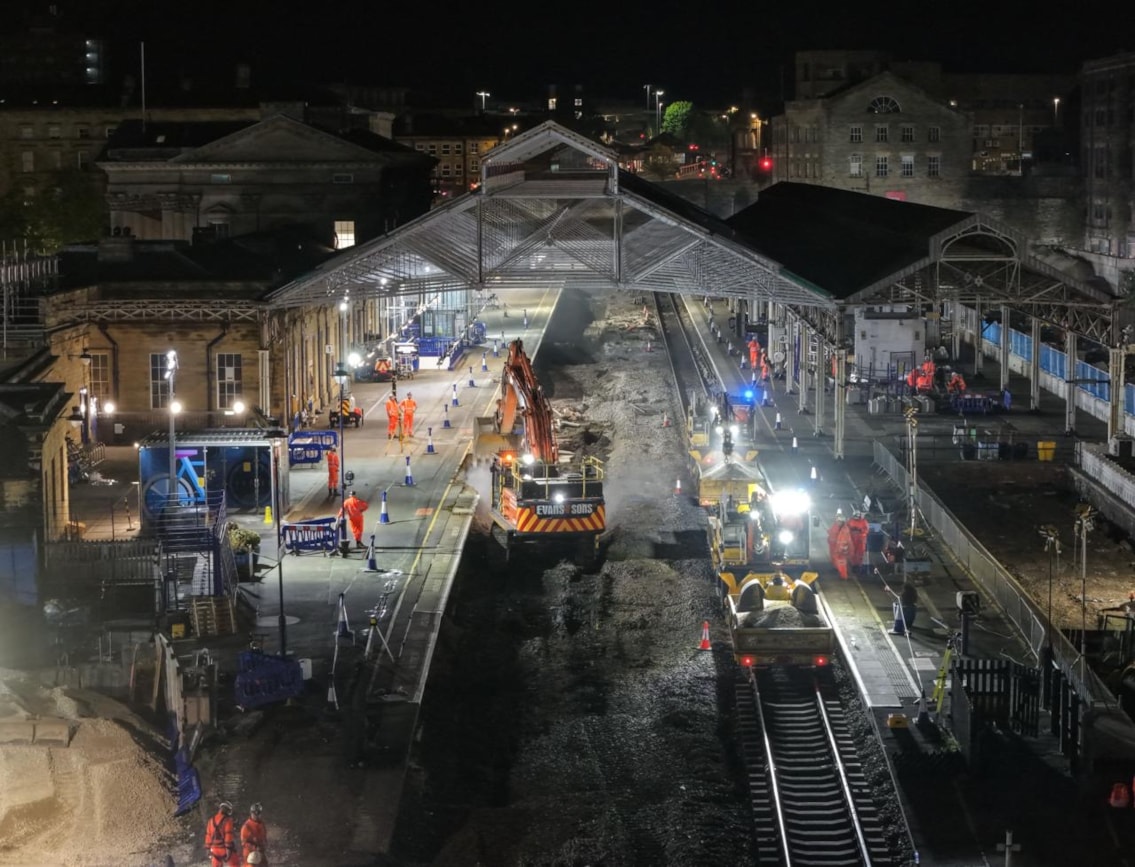 Hudd 30 day - platform demolition