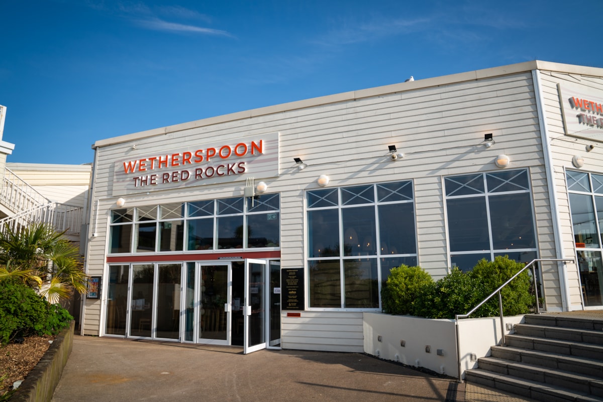 HERO 4-JDW-Red Rocks at Devon Cliffs-External