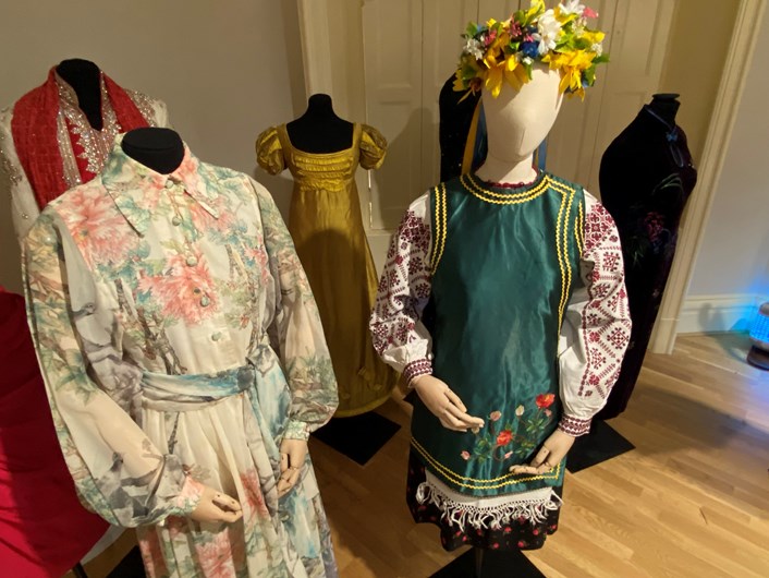 Ukrainian dress loan: From the central region of Ukraine, the costume consists of an embroidered shirt called a Vyshyvanka, which is worn along with a Vynok headdress and a sleeveless jacket called a Korstka.