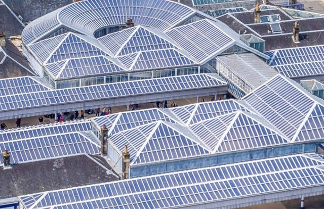 Network Rail invests £3 million to refurbish station roof at Stirling: Stirling glazed roof