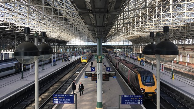 Piccadilly has 500,000 passengers on opening weekend of Manchester’s Christmas markets: Manchester Piccadilly station platforms 4 and 5 from overbridge