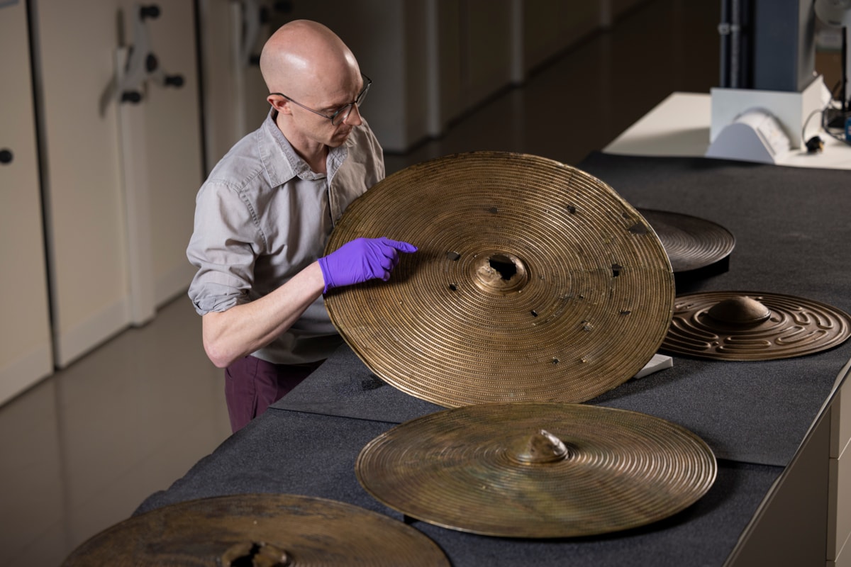 National Museums Scotland curator Dr Matthew Knight with the Bronze Age shields. Photo © Duncan McGlynn (7)