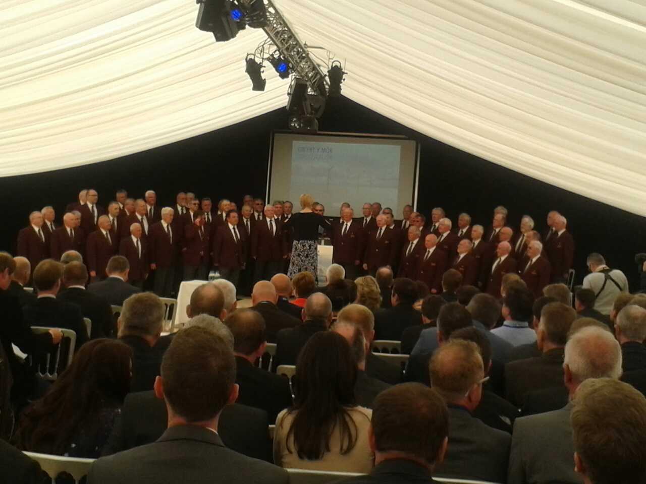 Gwynt y Môr inauguration takes place!: welsh-male-voice-choir-at-gwynt-y-mor-inauguration-full.jpg