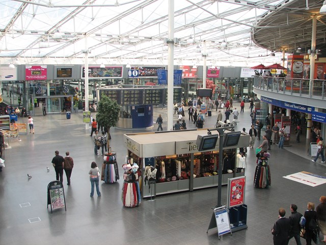 Customer satisfaction at 95% for commuters at Manchester Piccadilly station: Manchester Piccadilly Station