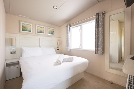 Gold grade caravan - master bedroom