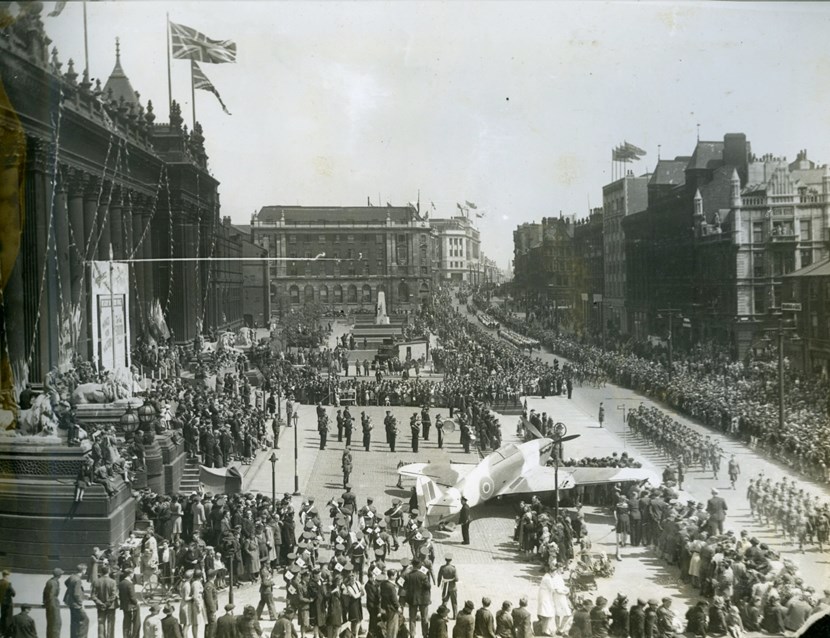 Fantastic photo flashback to year Leeds had its first female Lord Mayor: townhall1943edit.jpg