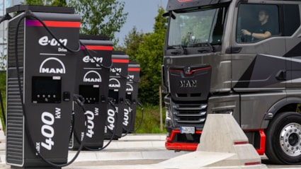 EV charging heavy logistics cropped