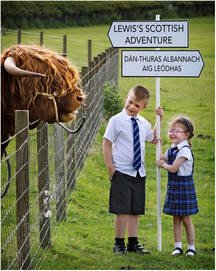 Molly (5) and Adam (8) Cook from Bun-sgoil Beinn Chamshroin (Mount Cameron Primary Gaelic School) meet Lewis the Bull at the National Museum of Rural Life, East Kilbride as they launch the attraction’s new bilingual family trail. Named after Lewis, the trail introduces children to Scottish farming o