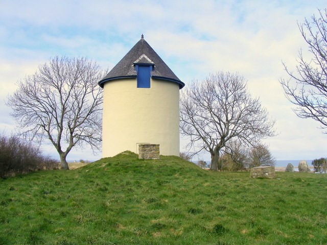 The Old Water Tower at Garmouth © Ann Harrison