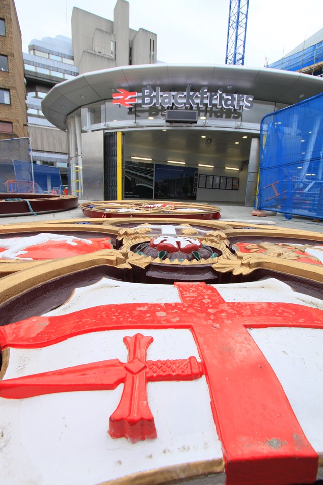 Historic cartouches return to Blackfriars station