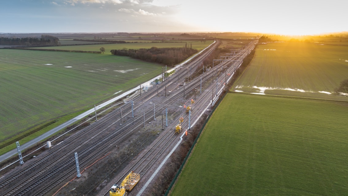 Transpennine Route Upgrade to deliver Christmas and New Year improvements between Leeds and York: TRU East OLE work-2