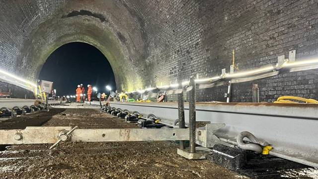 Network Rail completes key improvements to maintain reliability of the North Downs line between Guildford and Gatwick Airport station: Guildford-to-Gatwick-work Nov closure