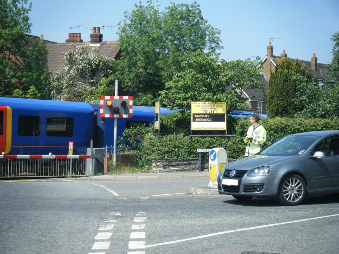 NETWORK RAIL ASKS FARNHAM ‘WOULD IT KILL YOU TO WAIT?’: Farnham Level Crossing Awareness Event