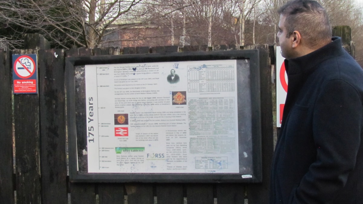 Image shows artwork at Reddish South station (2)