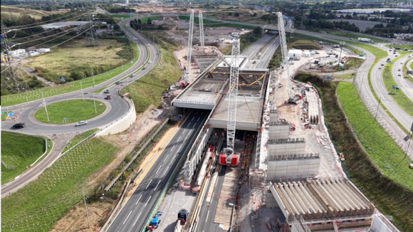 Deck beams being lifted at the M42 twin box site during the september weekend closure