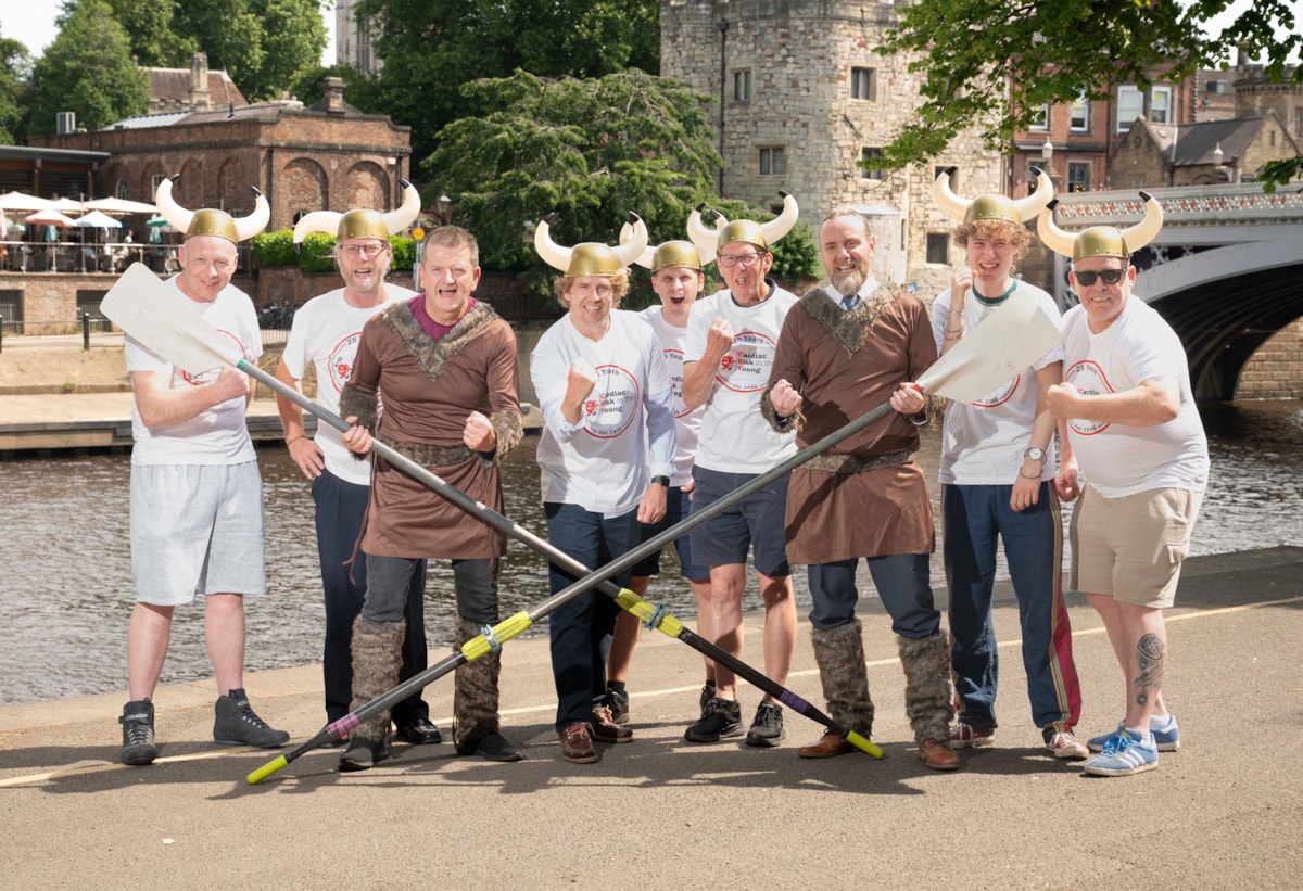 First Bus dragon boat team3