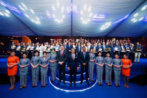 dea0c92d204a47638fdd7a2829307f89.jpg?width=580&height=870