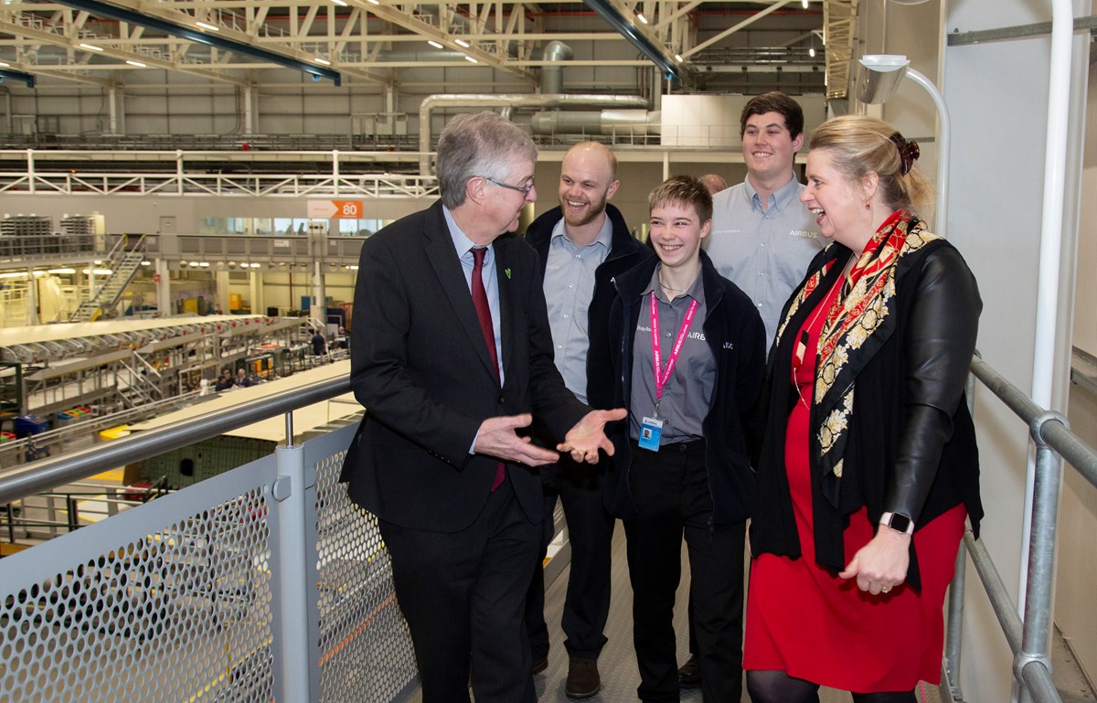 First Minister of Wales visits Airbus on eve of Brexit