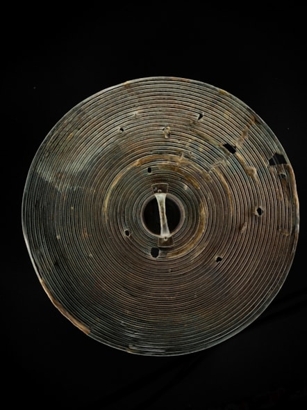 Bronze Age shield discovered in Beith. Image © National Museums Scotland-4