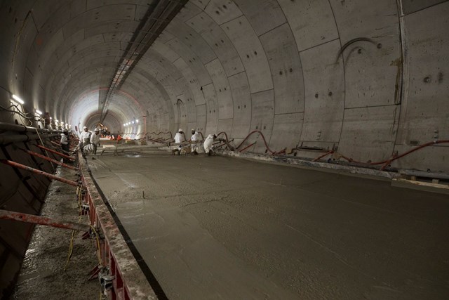 Inside Silvertown Tunnel 2