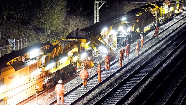 Night time work on West Coast main line: Night time work on West Coast main line