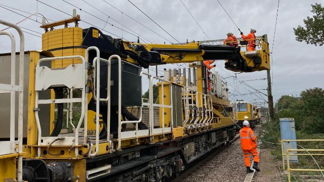 London to Norwich GEML overhead wire works: London to Norwich GEML overhead wire works