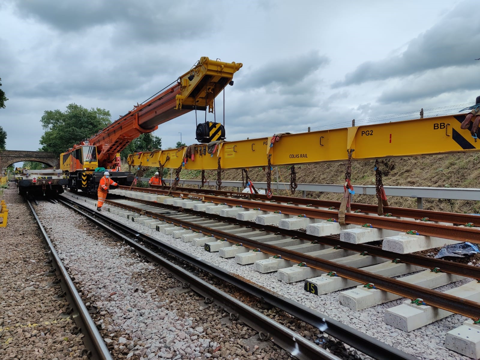 Essential railway upgrades between Kentish Town and West Hampstead taking  place through August Bank Holiday means disruption to services