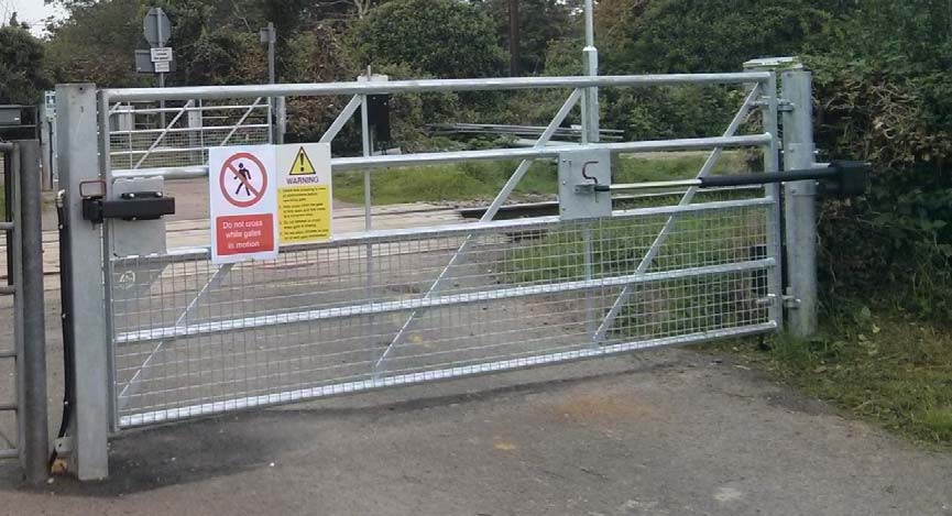 Power Operated Gate Opener Technology On Level Crossings