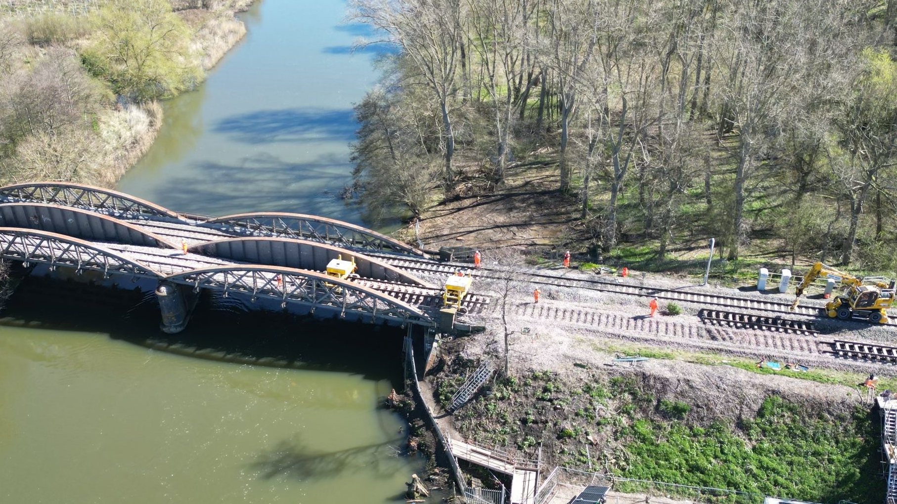 Network Rail engineers work around the clock to repair Nuneham