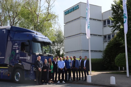 Siemens and Kuehne+Nagel drive low-carbon logistics with eHGV rollout: IMG 6630