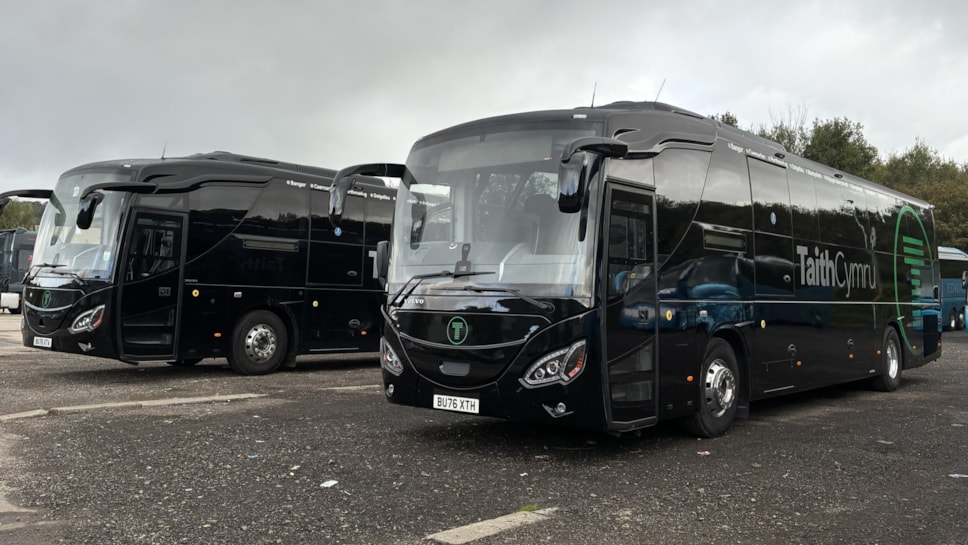 Taith Cymru coach-3