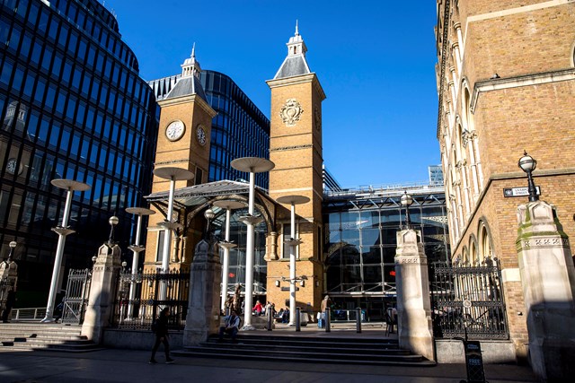 Liverpool Street station 2021