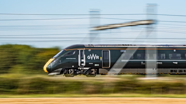 Daily direct services between Bristol, Swindon and Oxford to return from Monday after 23-year absence