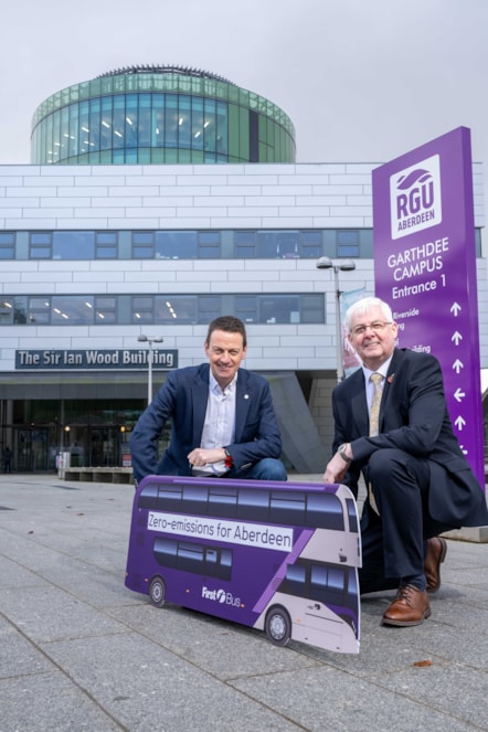 Duncan Cameron, Managing Director First Bus, Bill Sommerville, Director of Estates and Property Services RGU (1)