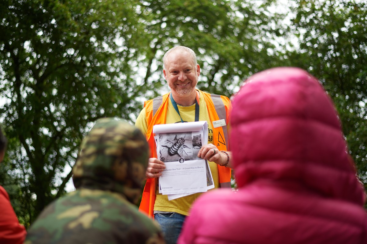 Geoff Baker, Avanti West Coast Community and Sustainability Champion, tells schoolchildren about the Manchester Bee