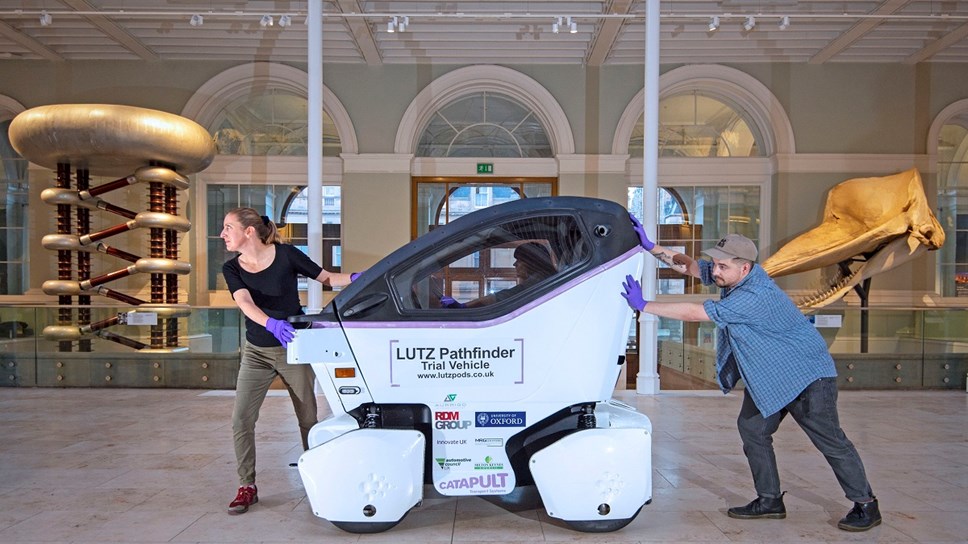 L-R Meredith Greiling, Anna Starkey and Joesph Jackson guide the LUTZ Pathfinder through the Grand Gallery © Neil Hanna Photography WEB