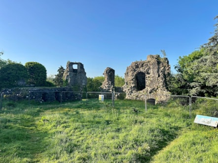Narberth Castle - Castell Arberth