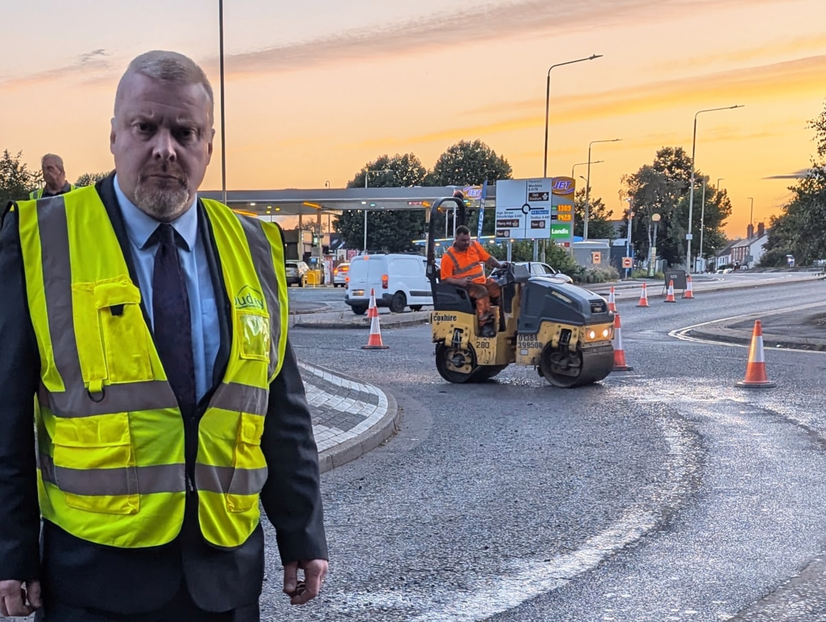 Cllr Damian Corfield at the night time blitz on potholes in Brierley Hill